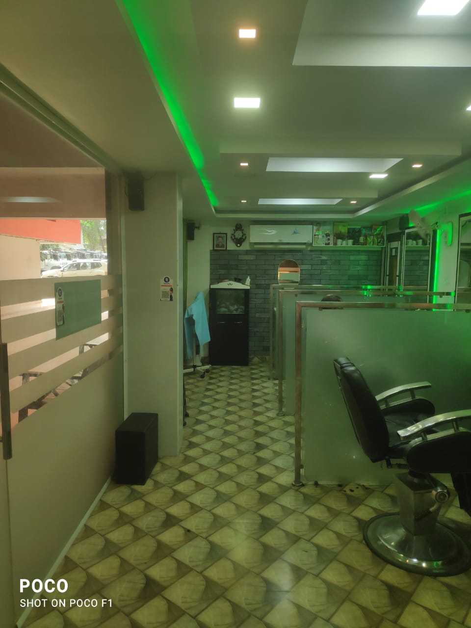 Big B Gents beauty parlour kakkattil